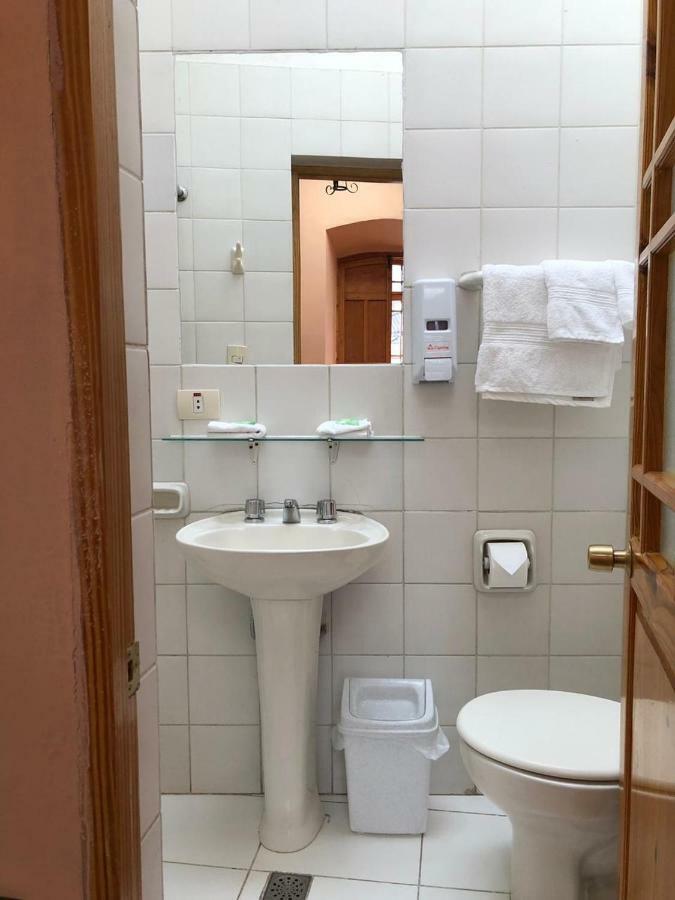 Hostal La Posada De La Abuela ラパス エクステリア 写真